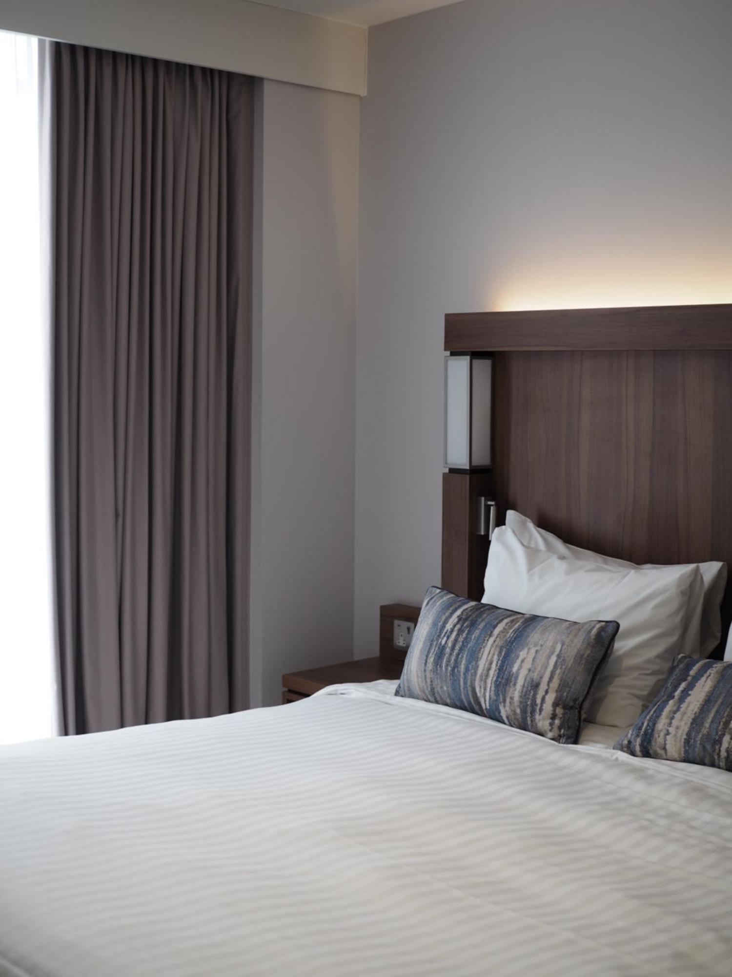 Courtyard By Marriott London Heathrow Airport Ξενοδοχείο Harlington  Εξωτερικό φωτογραφία
